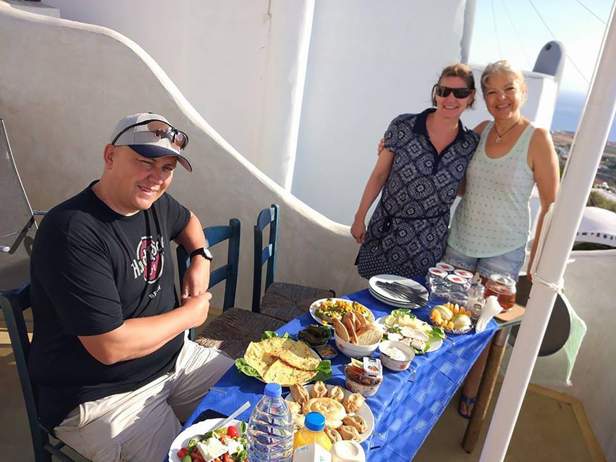Αura Cave Villa Fira  Bagian luar foto
